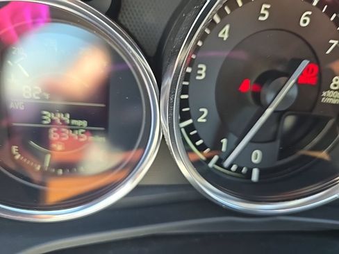 Used 2023 MAZDA MX-5 Miata Club w/ Interior Package RWD image 5