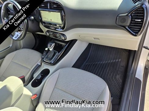 Certified 2021 Kia Soul EX image 20