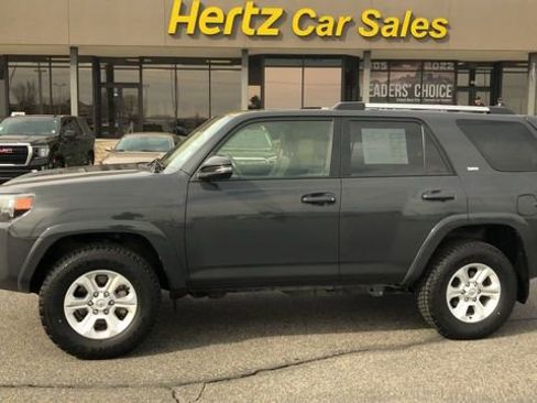 Used 2024 Toyota 4Runner SR5 Premium w/ Moonroof Package image 5