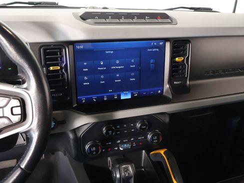 Used 2021 Ford Bronco Badlands AWD/4WD image 5