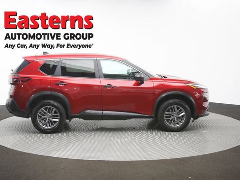 Used 2023 Nissan Rogue S AWD/4WD image 45