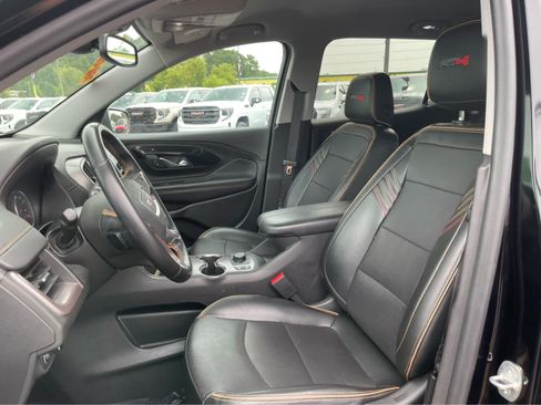 Used 2024 GMC Terrain AT4 AWD/4WD image 17