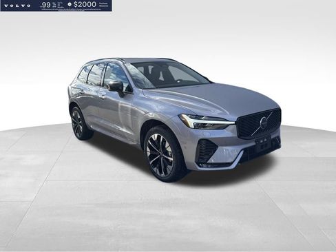 New 2026 Volvo XC60 B5 Plus w/ Climate Package image 7
