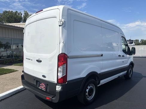 Used 2016 Ford Transit 150 130 Medium Roof RWD image 3