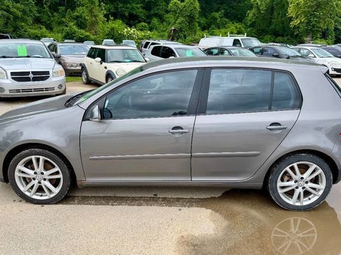 Used 2007 Volkswagen Rabbit 4-Door FWD image 9