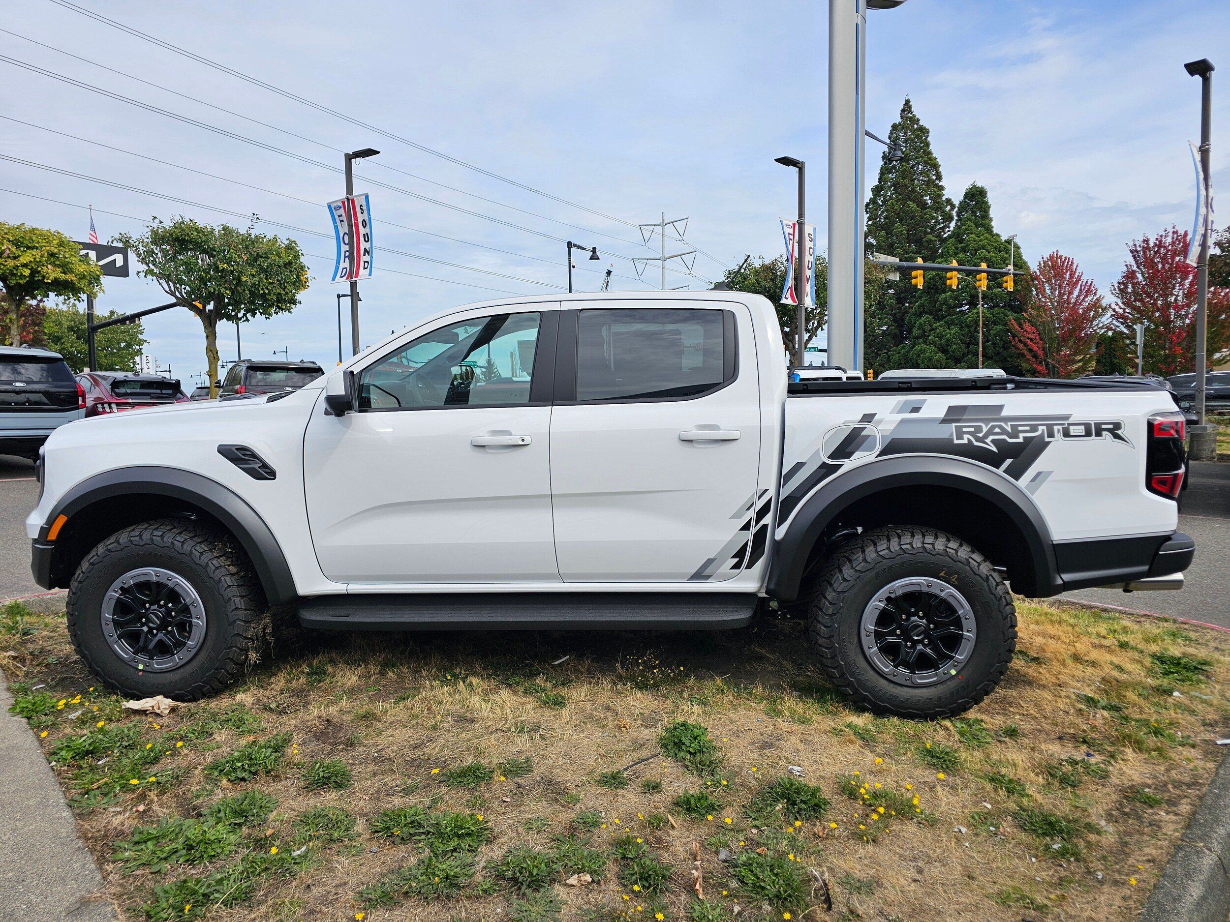 New 2026 Ford Ranger Raptor AWD/4WD image 8