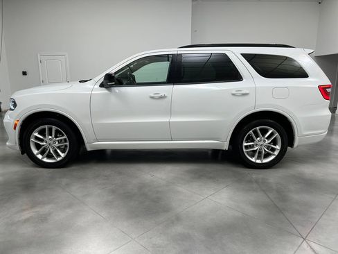 Used 2023 Dodge Durango GT image 4