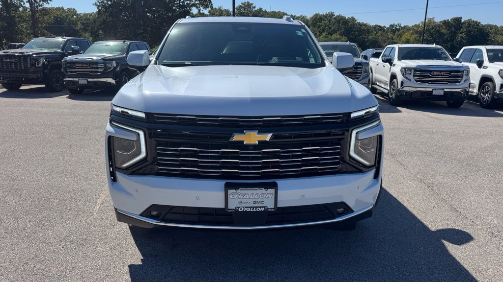 Used 2026 Chevrolet Tahoe High Country AWD/4WD image 9