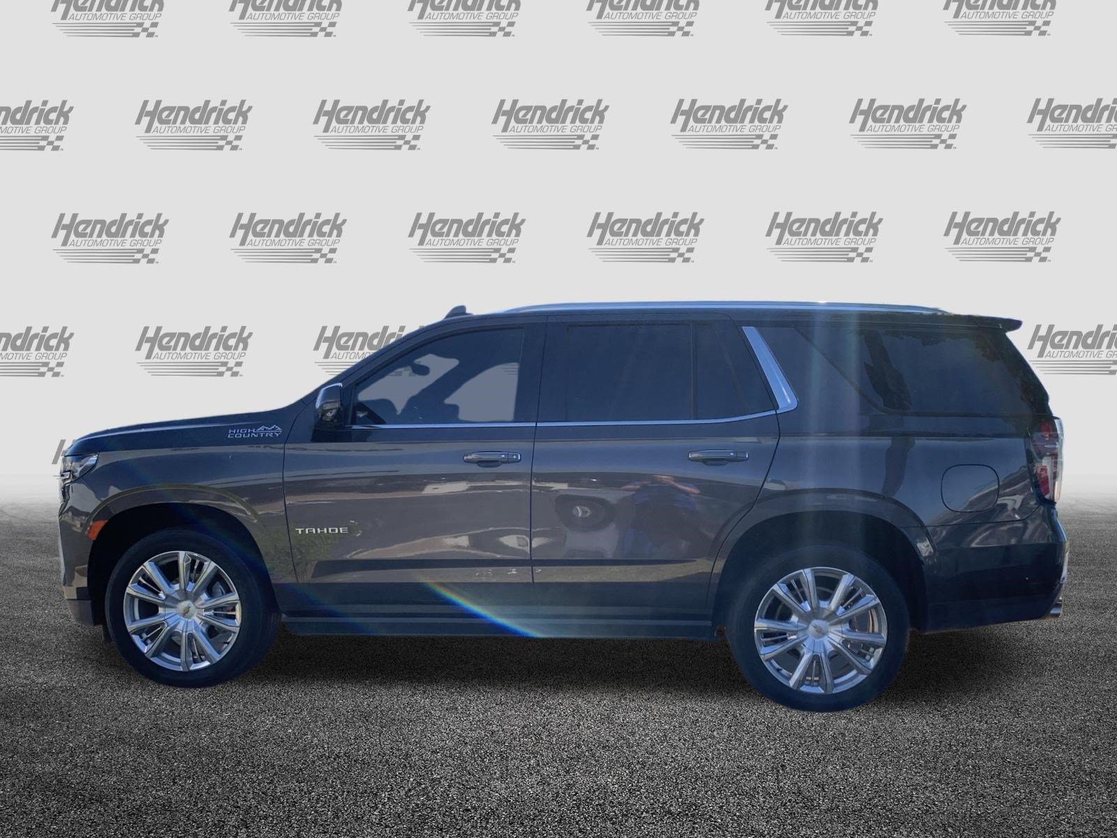 Used 2021 Chevrolet Tahoe High Country w/ Premium Package AWD/4WD image 7