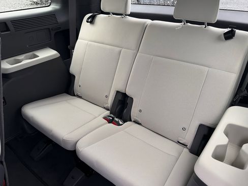 New 2026 Hyundai Santa Fe SE image 18