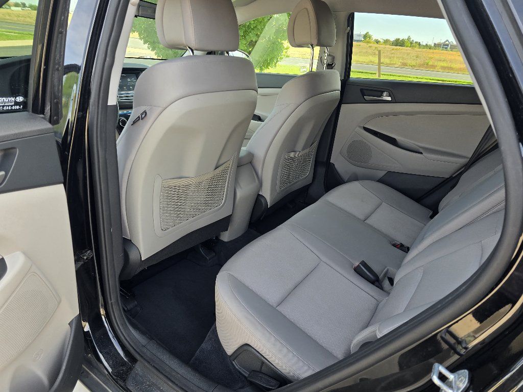 Used 2018 Hyundai Tucson SEL AWD/4WD image 16