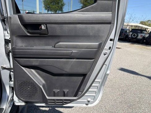 Used 2025 Toyota Tacoma SR5 image 18