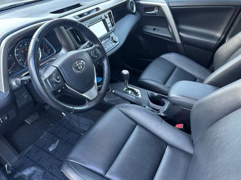Used 2014 Toyota RAV4 Limited image 11