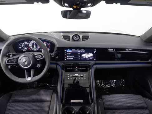 Certified 2025 Porsche Panamera Turbo S AWD/4WD image 13