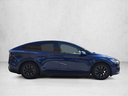 Used 2022 Tesla Model X AWD/4WD image 4