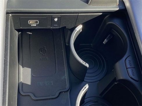 Used 2023 Hyundai Palisade Calligraphy image 31