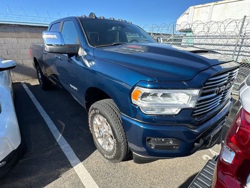 Used 2023 RAM 2500 Laramie AWD/4WD image 2
