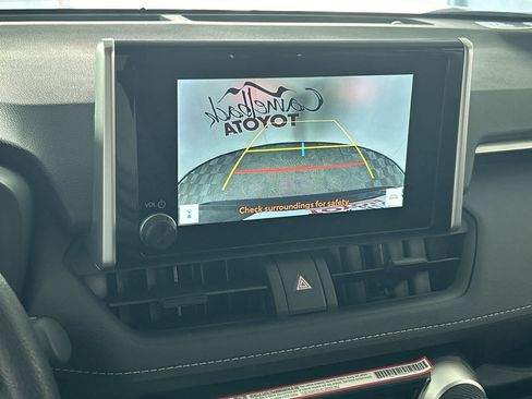 New 2025 Toyota RAV4 XLE image 17