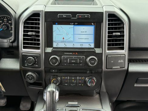 Used 2016 Ford F150 XLT w/ Equipment Group 302A Luxury AWD/4WD image 19