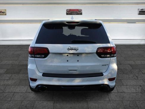Used 2015 Jeep Grand Cherokee SRT w/ Luxury Group II AWD/4WD image 6