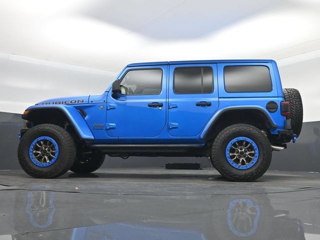 Used 2022 Jeep Wrangler Unlimited Rubicon w/ Trailer Tow Package AWD/4WD image 15