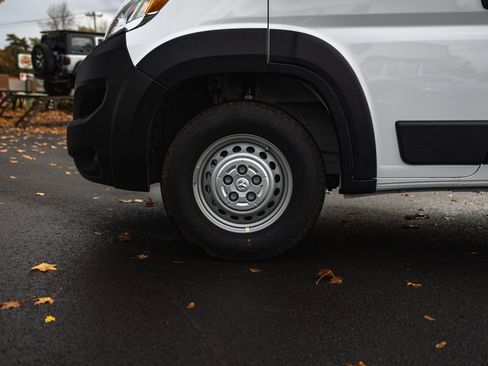 New 2026 RAM ProMaster 2500 w/ Convenience Group image 12