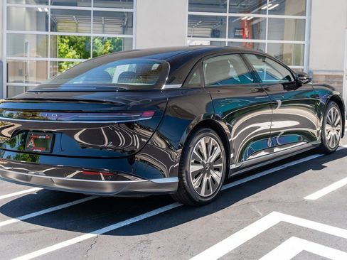 Used 2023 Lucid Air Pure AWD/4WD image 11