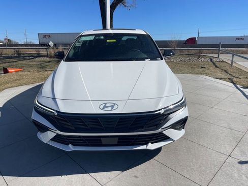 New 2026 Hyundai Elantra SEL Sport Premium image 8