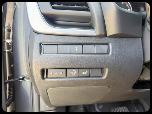 New 2026 Nissan Rogue SV FWD image 20