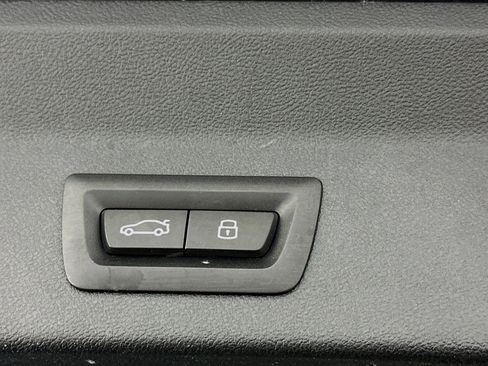 Used 2024 BMW X3 xDrive30i w/ Convenience Package image 32