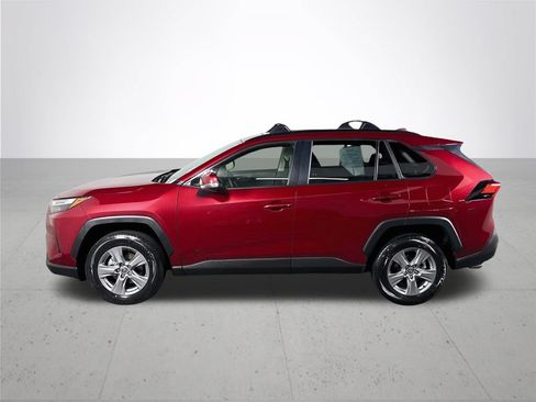 Used 2025 Toyota RAV4 XLE w/ Convenience Package AWD/4WD image 9