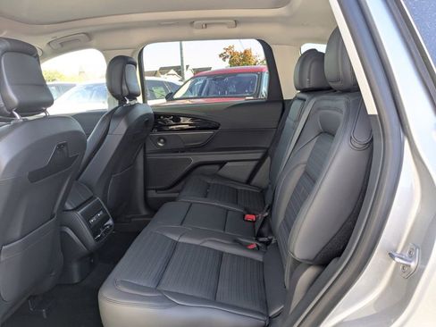 New 2026 Lincoln Nautilus Reserve AWD/4WD image 14