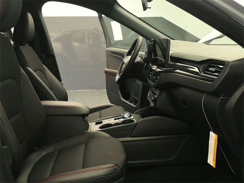 New 2026 Ford Escape ST-Line w/ Tech Pack #1 image 15