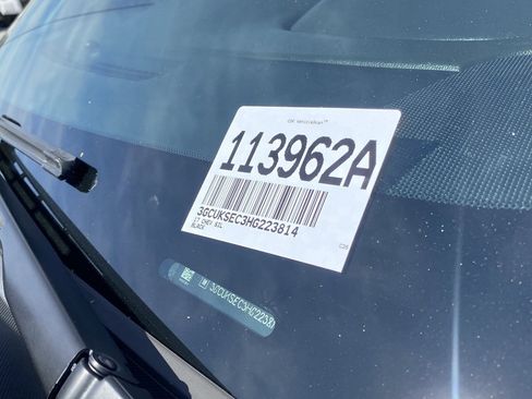 Used 2017 Chevrolet Silverado 1500 LTZ Z71 w/ Midnight Edition image 9