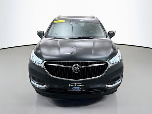 Used 2019 Buick Enclave Essence AWD/4WD image 2