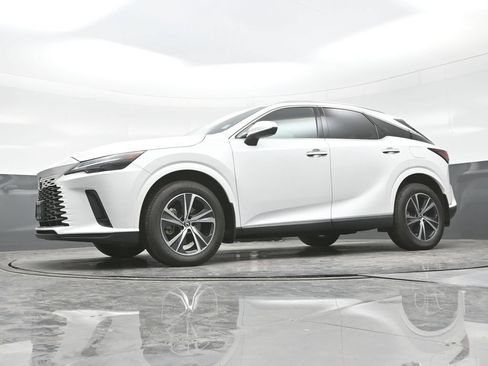 Used 2023 Lexus RX 350h w/ Cold Area Package AWD/4WD image 24