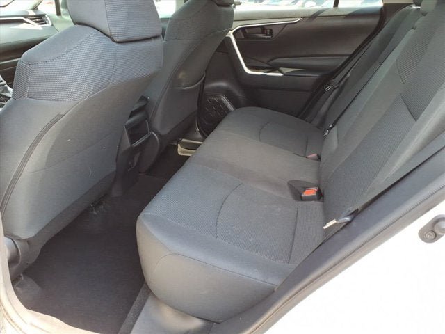 Used 2021 Toyota RAV4 LE w/ Carpet Mat Package (TMS) FWD image 10
