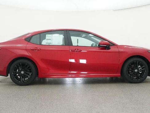 New 2026 Toyota Camry SE image 27