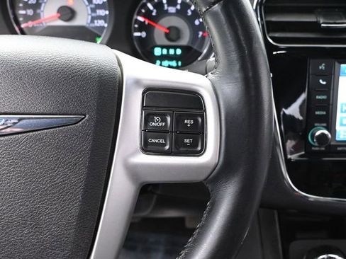 Used 2012 Chrysler 200 Limited FWD image 25