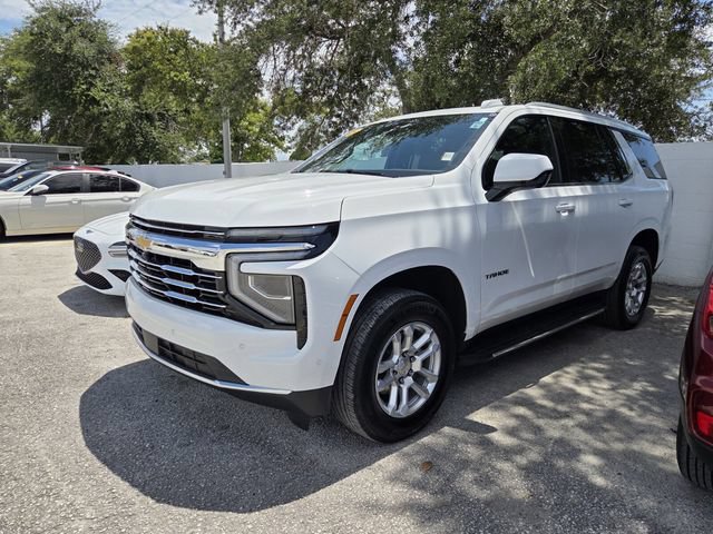 Used 2025 Chevrolet Tahoe LT RWD image 3