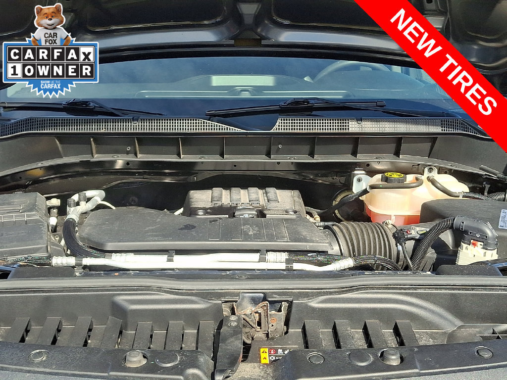Used 2021 Chevrolet Silverado 1500 Custom w/ LPO, Dark Essentials Package AWD/4WD image 28