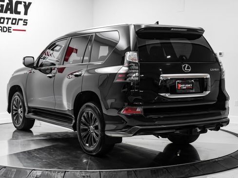 Used 2023 Lexus GX 460 Premium w/ Accessory Package AWD/4WD image 14