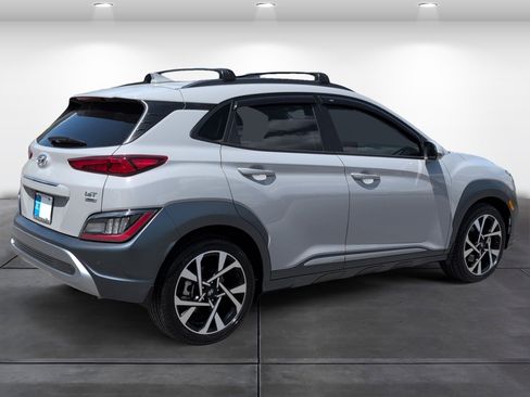 Used 2023 Hyundai Kona Limited AWD/4WD image 5