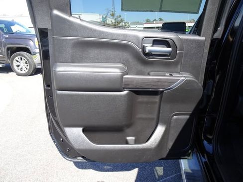 Used 2020 Chevrolet Silverado 1500 LTZ image 15