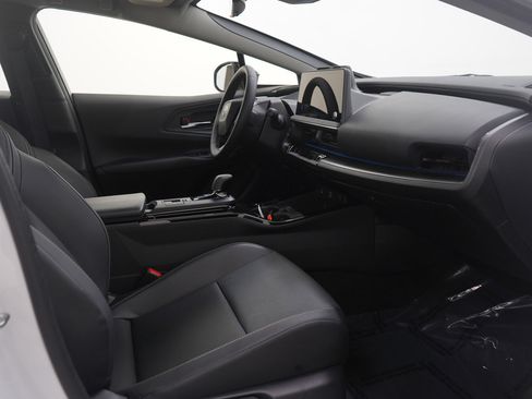 Used 2026 Toyota Prius AWD image 11