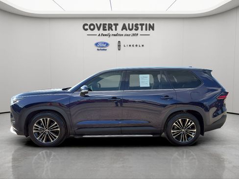 Used 2025 Toyota Grand Highlander AWD Hybrid image 2