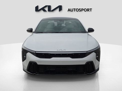 New 2025 Kia K4 GT-Line image 2