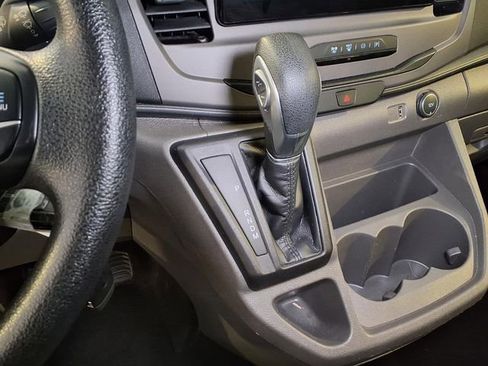 Used 2022 Ford Transit 350 XLT image 9