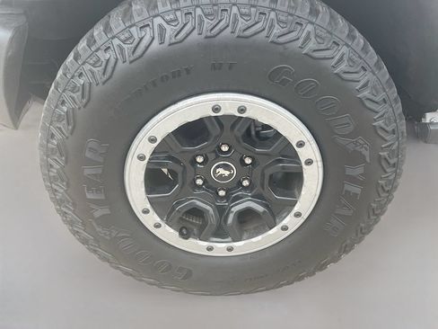 Used 2024 Ford Bronco Black Diamond w/ Sasquatch Package AWD/4WD image 28