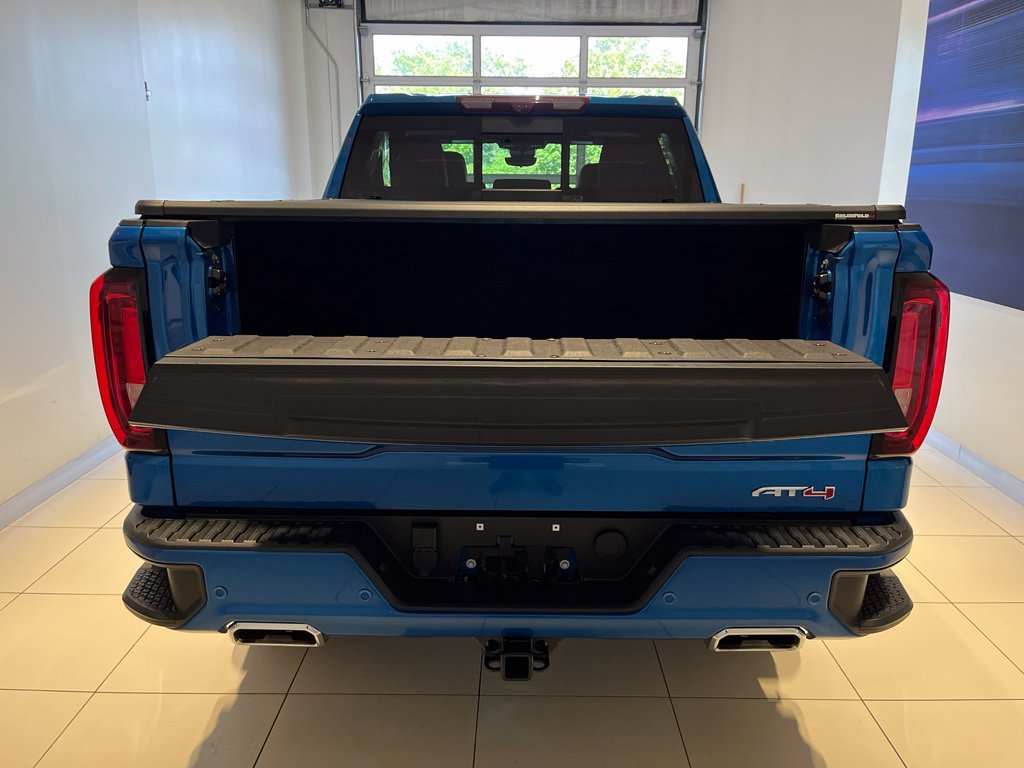 Used 2024 GMC Sierra 1500 AT4 w/ Technology Package AWD/4WD image 20